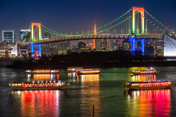 お台場お台場海浜公園夜景レインボーブリッジイルミネーションカップルデート