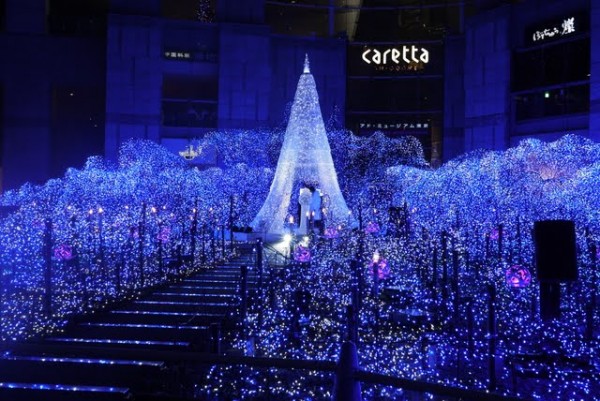 2023-2024年 東京駅・丸の内エリアのイルミネーションを撮影しよう！カメラ・レンズ選びと写真撮影のWebガイドGOOPASSMAGAZINE