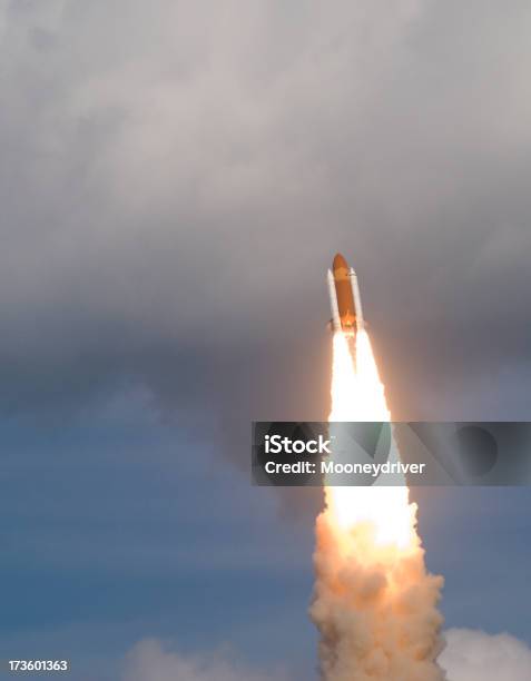 アトラスV」ロケット、失敗と紙一重の打ち上げ成功 - 機体の異常を挽回TECH+ テックプラス