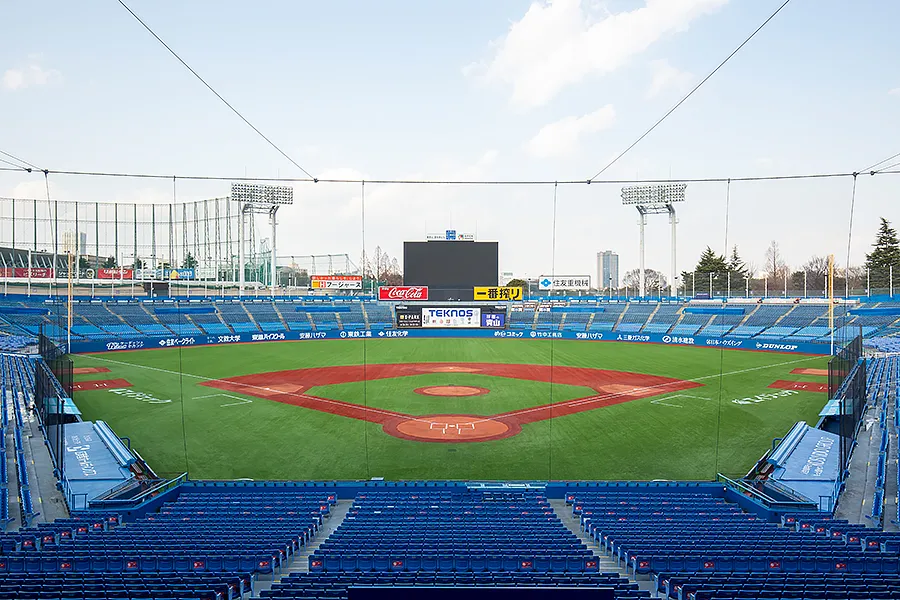 ロングパイル人工芝「ハイブリッドターフExciting」の神宮球場への施工が完了住友ゴム工業