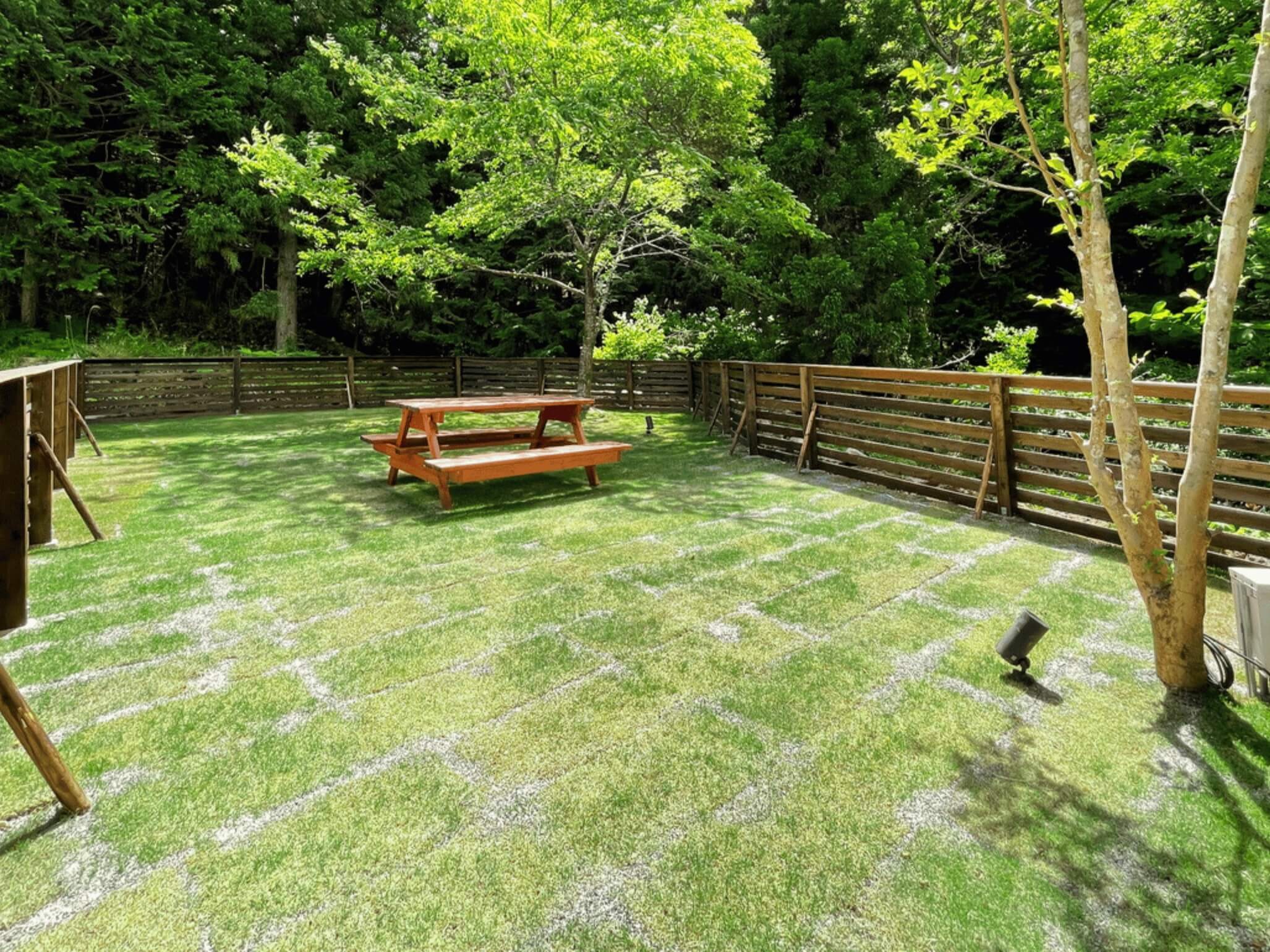 THE FOREST – 新宿からわずか80分の楽園グランピング