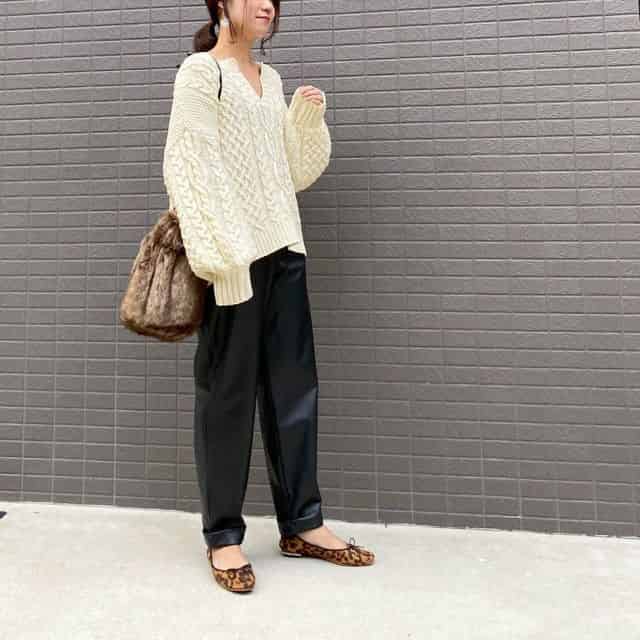 30代シンプルコーデ好きにおすすめの旅行コーデ5選 - LOUNGEDRESS ラウンジドレス