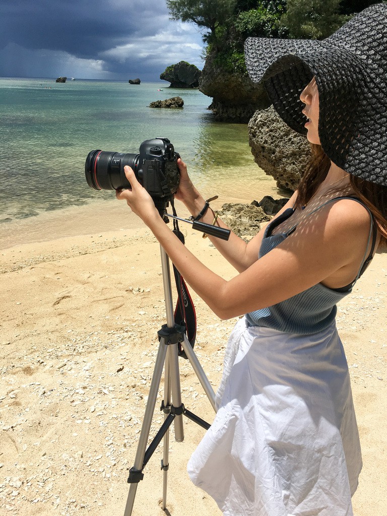 ビーチフォトの撮り方はインスタグラマーに学べ！ビーチ写真のおしゃれな撮り方GENIC WEB編集部GENICジェニック