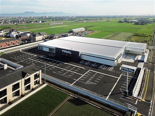 新八代駅前モニュメント「きらり」 - 熊本県ホームページ