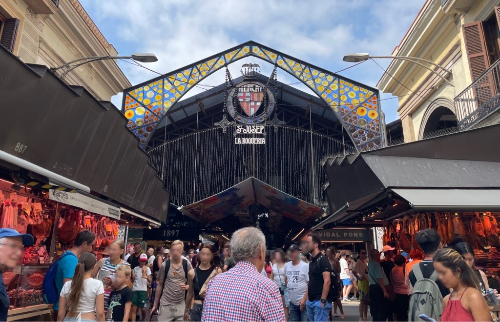 2025年5月スペイン旅行⑤バルセロナバルセロナグルメ食べ歩き旧市街〜ボケリア市場たび太_有給旅