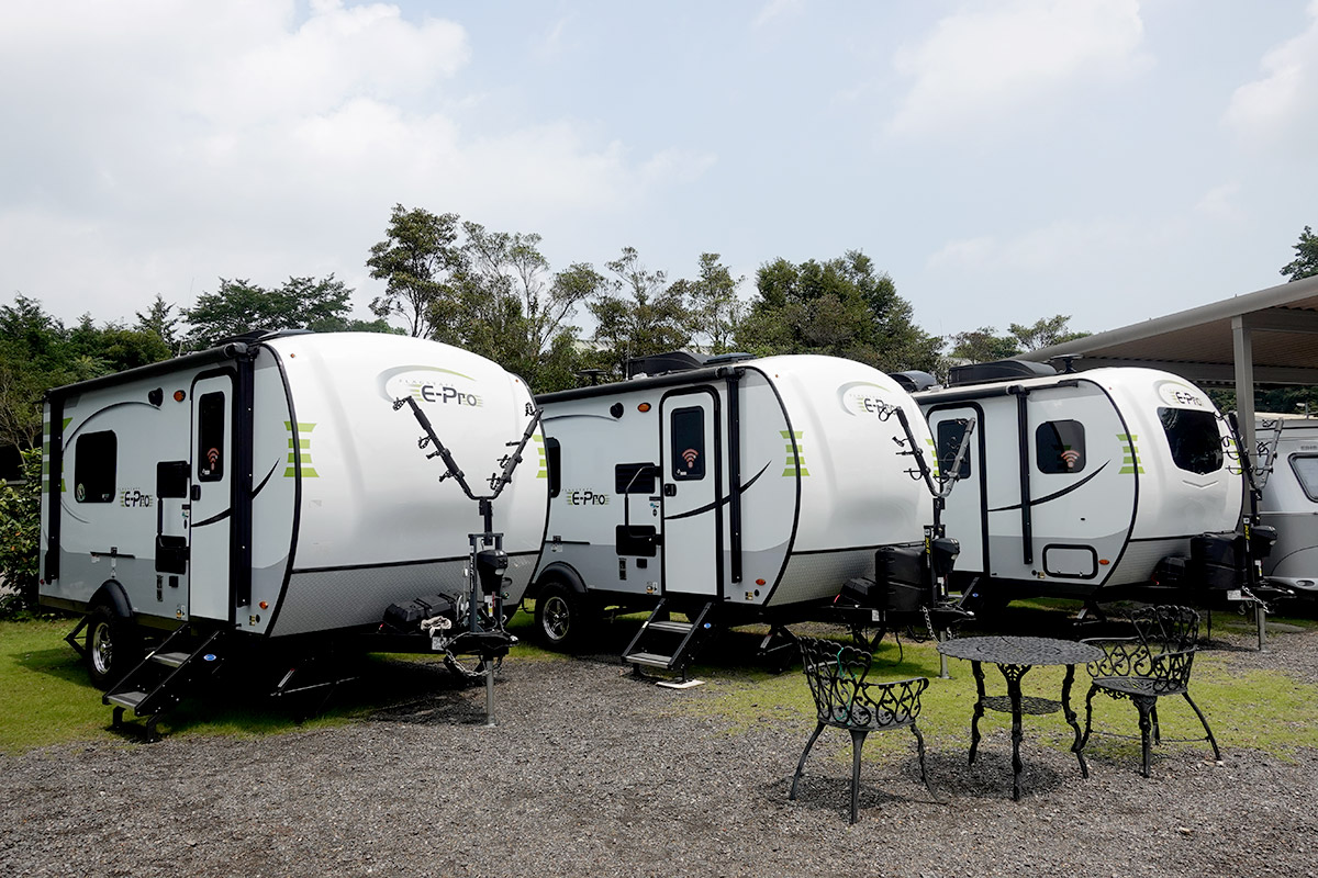 小型キャンピングカートレーラーハウス沖縄