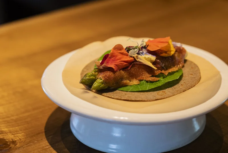 味も見た目も鮮やかな料理で楽しめる「Restaurant UOZEN」 三条市新潟県観光協会公式ブログ たびきち 公式