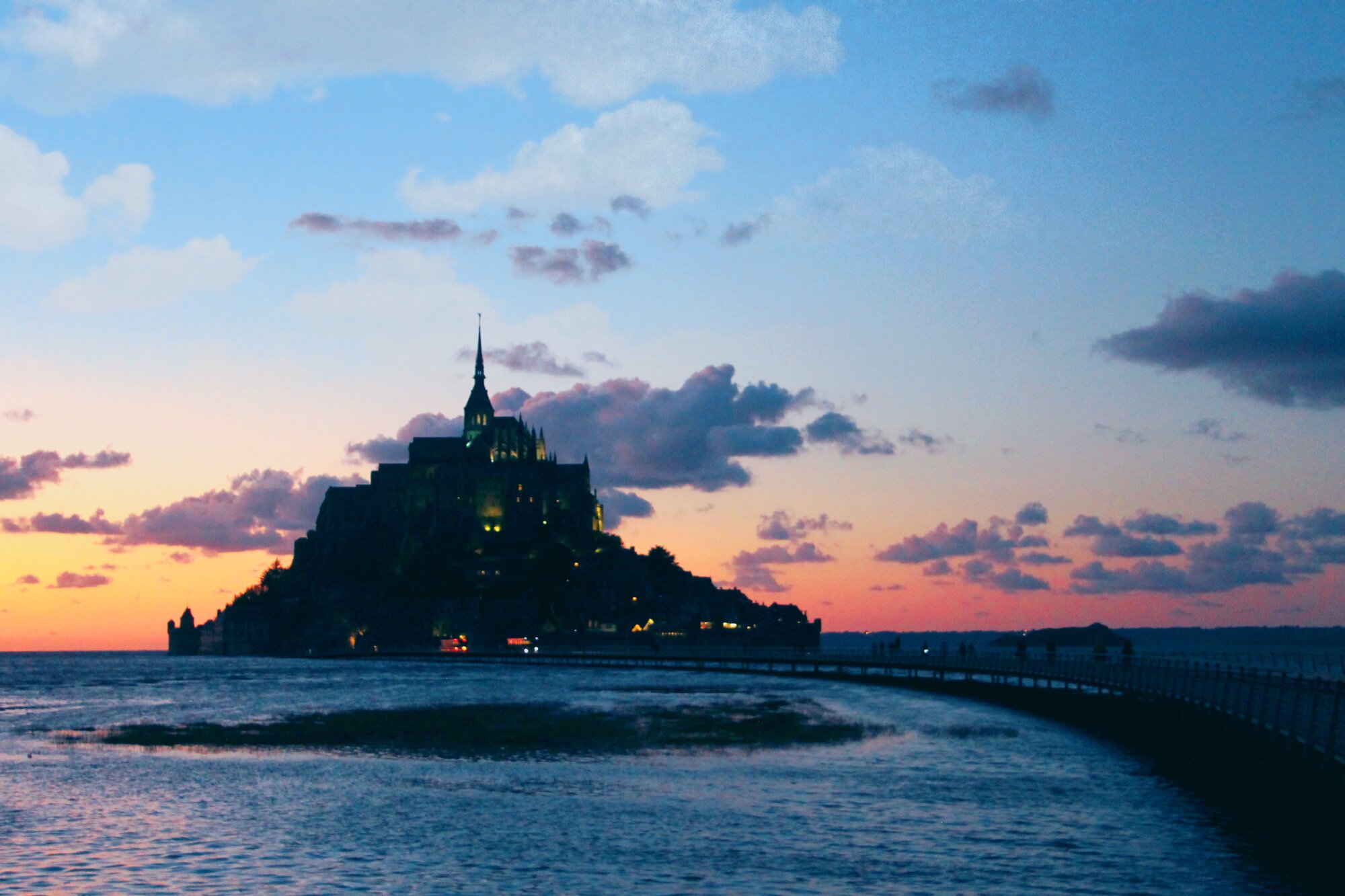 一度は行きたい、世界遺産「モンサンミッシェル」 - 旅するニートの「成り上がり日記」