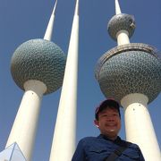 クウェートタワー – クウェートのシンボルであり建築美Kenzly