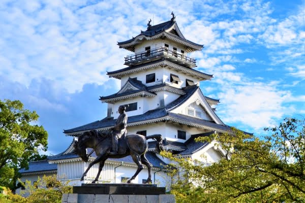 今治城 アクセス・営業時間・料金情報 - じゃらんnet