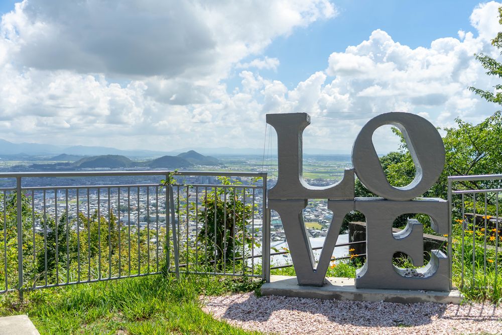 八幡山山頂 八幡山城跡 の見どころを紹介近江八幡市のローカル情報サイト