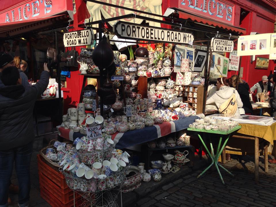 土曜開催！世界最大級アンティークマーケット「Portobello Market」 – Paddington365