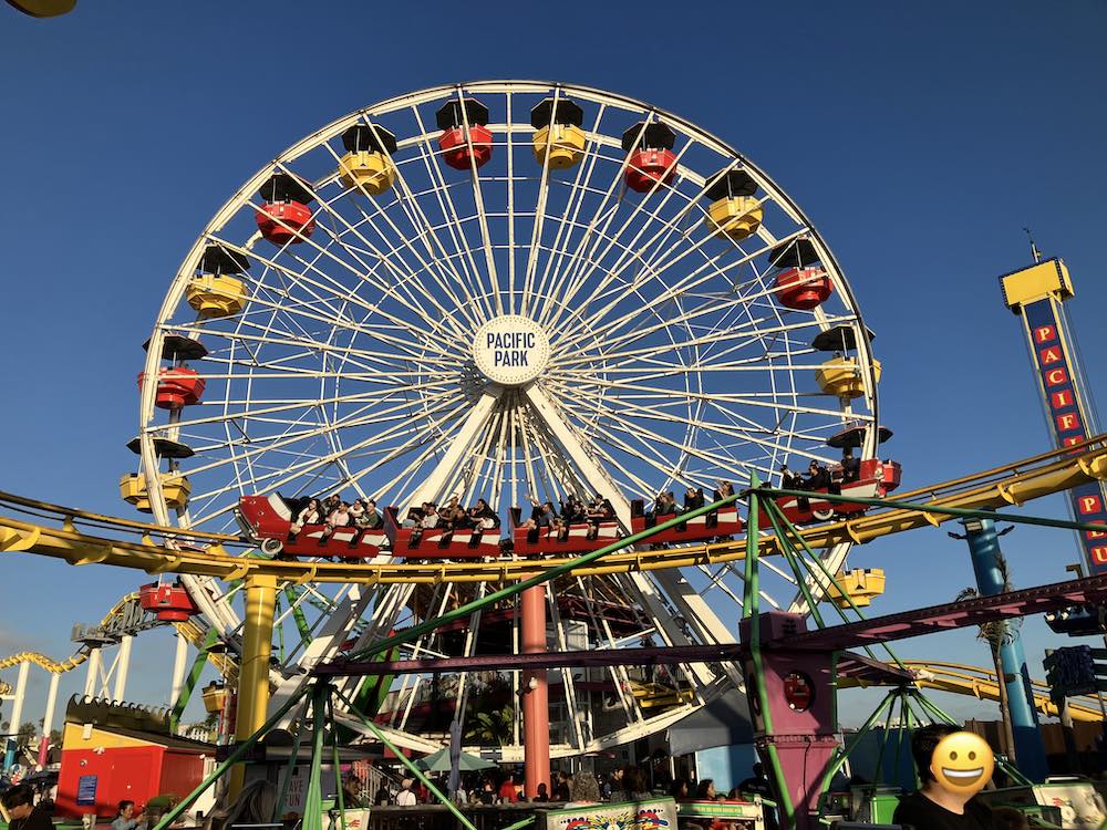 LA発＞サンタモニカ・ピアにある遊園地、パシフィック・パークを体験！！スタッフブログたびらば 旅ＬＯＶＥＲ海外旅行情報サイト