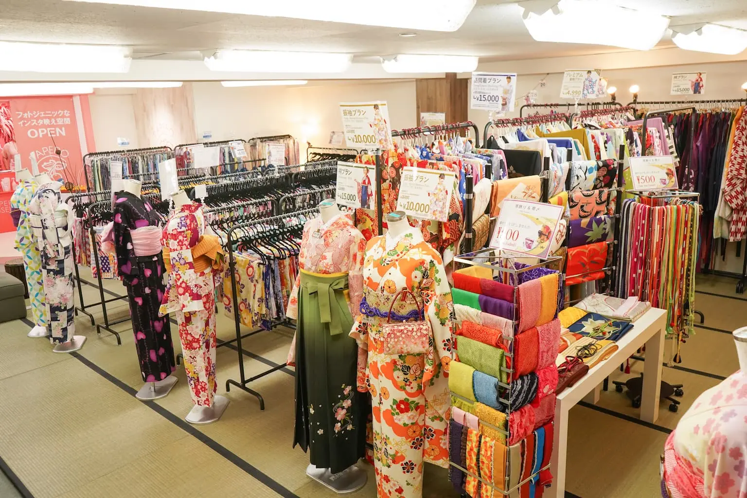 京都の女子旅 京都女子がおすすめ！京都ならではの体験12選を紹介！ - 愛を学べる図書館星彩