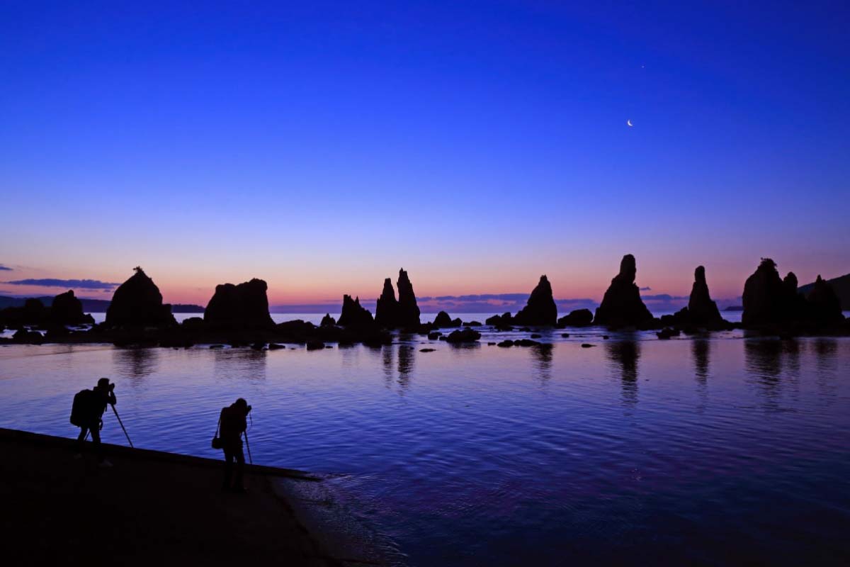 橋杭岩 - ほぼ公園車中泊