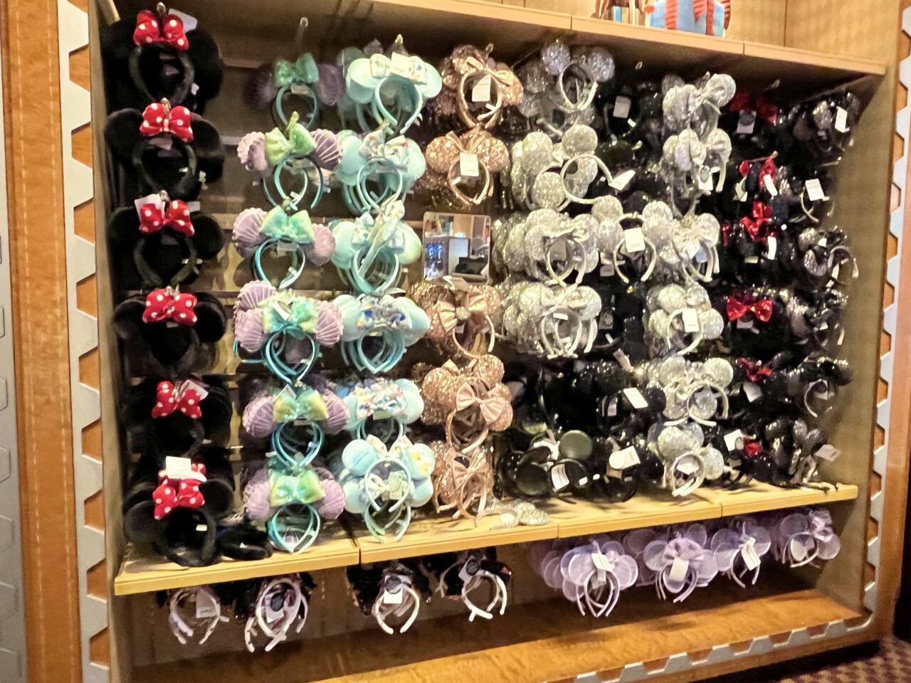 ２つ買うとお得になる！舞浜より種類豊富なイヤーカチューシャグッズ・お土産 カリフォルニア