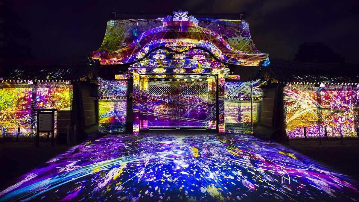 京都「二条城桜まつり2019」ネイキッドによる桜のプロジェクションマッピング、過去最大の演出で - ファッションプレス