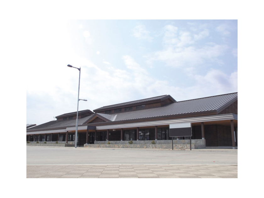 連日の猛暑の中、7月4日・5日、13回目になるオホーツク氷紋の駅 ナイトビアガーデン🍻を開催しました。今年は、テーブルのみを設置した立食形式にし、必要な方には椅子を持参して頂くという、例年と違う形で開催しましたが、両日とも大勢のお客様にご来場頂きました。２