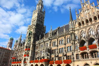 ヨーロッパで最も美しい図書館♡ 扉を開けた瞬間息をのむ、美の空間がミュンヘンに！ 旅コラムニスト・山下マヌーOggi.jp