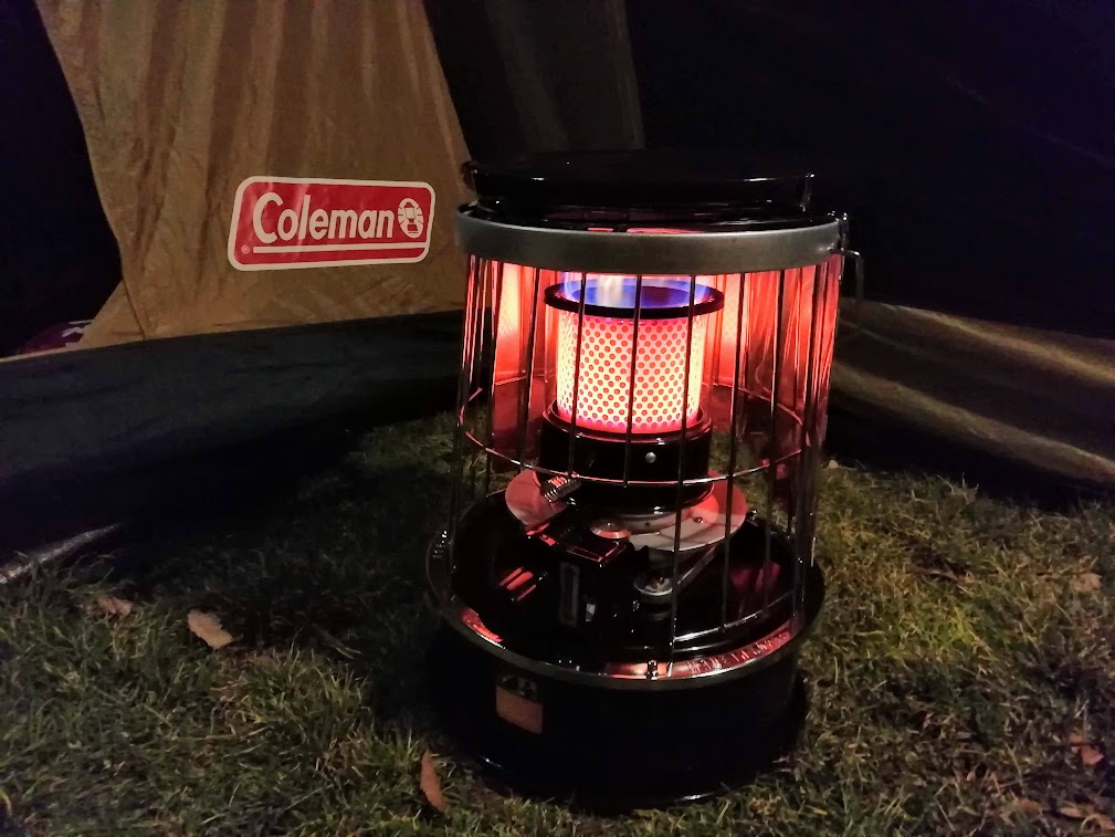 冬キャンプにおすすめの薪ストーブ23選！折りたたみ・コンパクト・二次燃焼タイプキャンプ・アウトドア情報メディアhinata