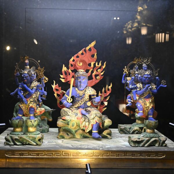 日光山輪王寺三仏堂の千手観音組立完了！一般拝観可。 新着情報日光観光ライブ情報局