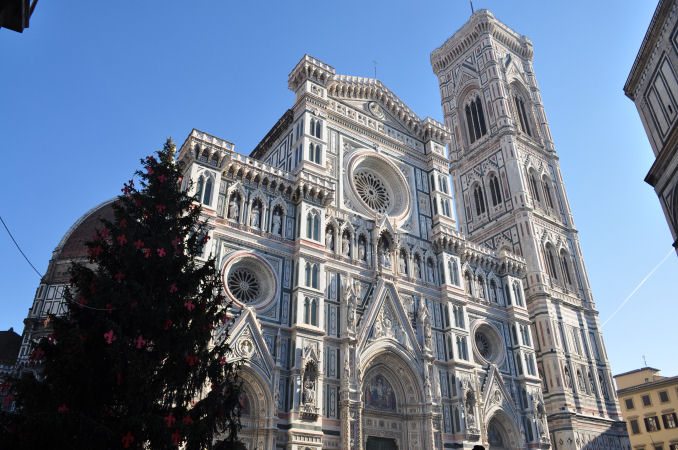 サンタ・マリア・デル・フィオーレ大聖堂 内部の写真素材10089250- PIXTA