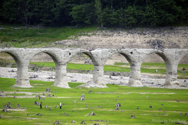 タウシュベツ川橋梁見学！ぬかびら源泉郷開湯100周年記念サイト