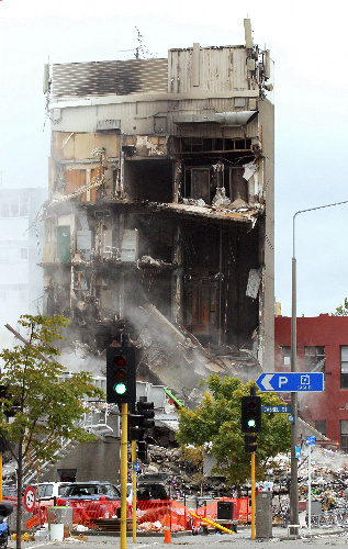 地震に強い家を建てたい！ 形・構造・判断基準などを解説タクトホーム公式note