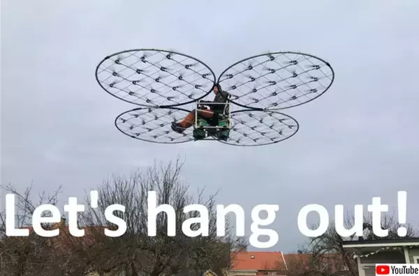 カメラ付きドローン 小型 初心者