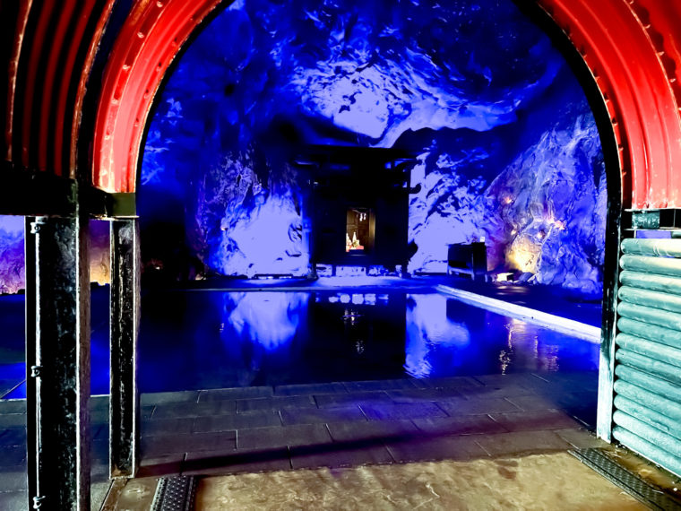 聖域の岬・青の洞窟 海岸・洞窟・パワースポット ～石川 能登の観光