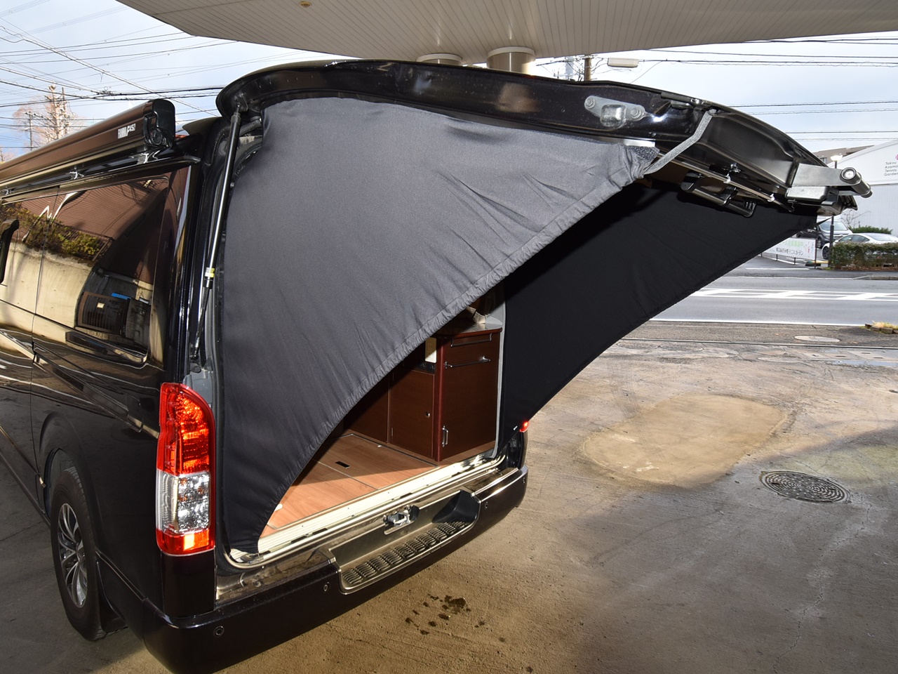 キャンピングカーファン オーエムシー 北斗