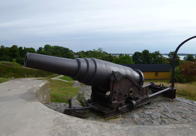 バルト海に浮かぶ世界遺産！フィンランドを守る「スオメンリンナの要塞」 – skyticket