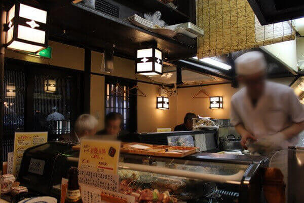 京都『祇園』の魅力探さナイトマガジン