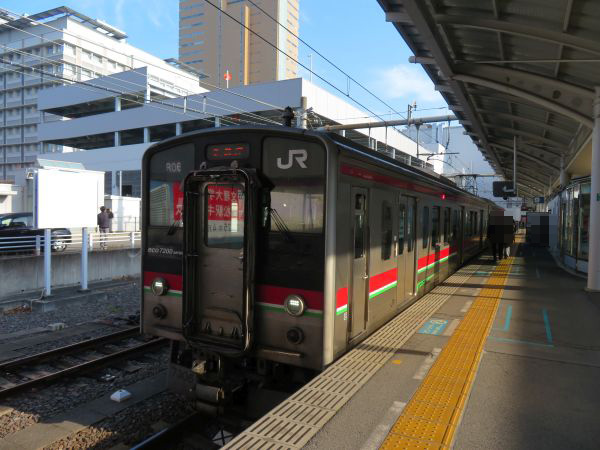 JR四国 秋の3連休多客期輸送 8600系を回送してシャトル「いしづち」に充当鉄道ホビダス