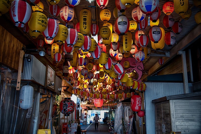 閉店 裏天満ちょうちん通り 肉寿司 - 天満