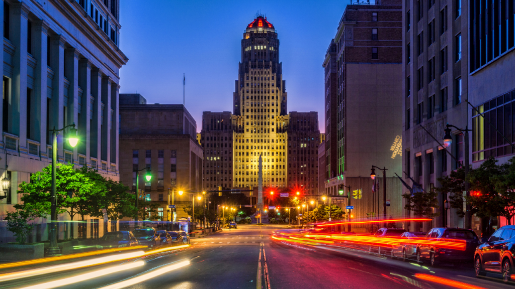 バッファロー個人旅行ガイド 2025年 ：おすすめの周辺アクティビティ、人気観光スポット、旅程の計画、宿泊施設、グルメ、交通機関、天気など、旅行に必要な情報が満載 2025年10月更新Trip.com