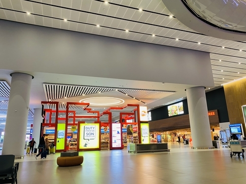 Vol.12 イスタンブールツアーのために空港泊したのに無駄だった話チェコ医学生 駒井マキ