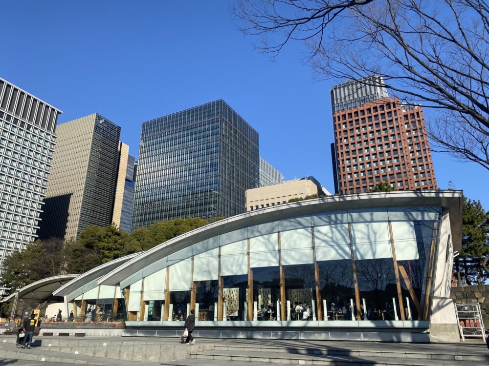 捨てない」を目指す新たなスターバックスが皇居外苑に12月1日オープン