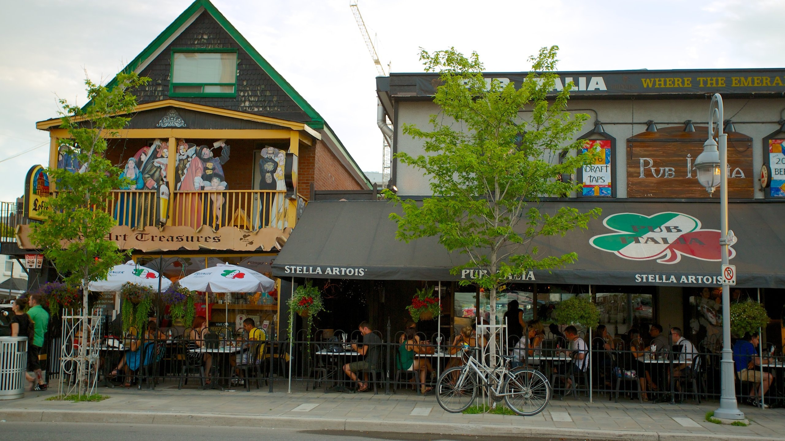 リトル・イタリー最大のお祭り San Gennaro : ニューヨークの遊び方