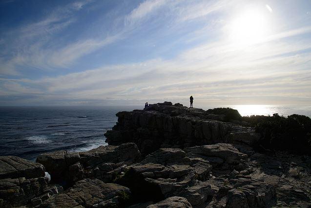 ここに地終わり 海始まる」粋なカエサル