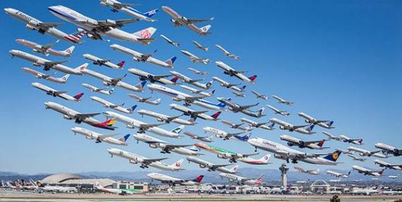 飛行機を揺らす「乱気流」を解説 上空では何が起こっている？ 季節・暮らしの話題