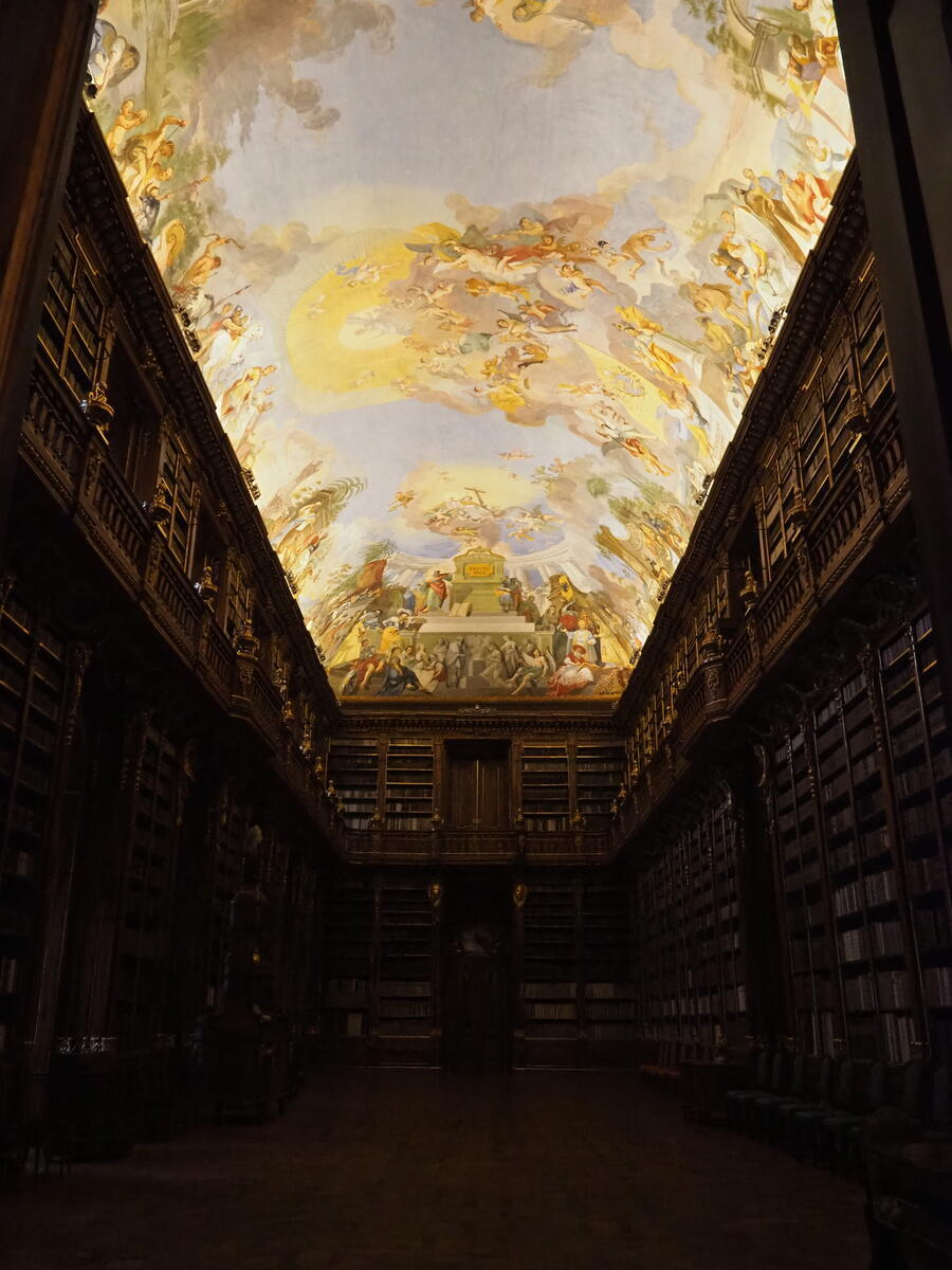 プラハストラホフ修道院と図書館のスキップ・ザ・ライン・ツアー in Prague
