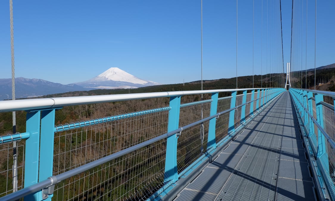 スリルも景色も満点！ 全身で感動できる、魅惑の吊り橋公式 熊本県観光サイト もっと、もーっと！くまもっと