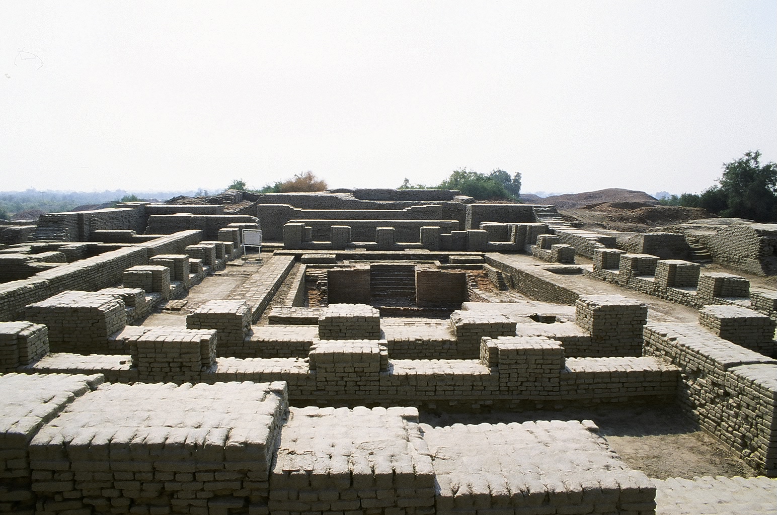 新版・世界の七不思議 4 - モヘンジョ＝ダロとか、カッパドキアとか