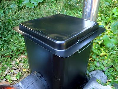 キャンプで使える「ロケットストーブ」の作り方となりのカインズさん