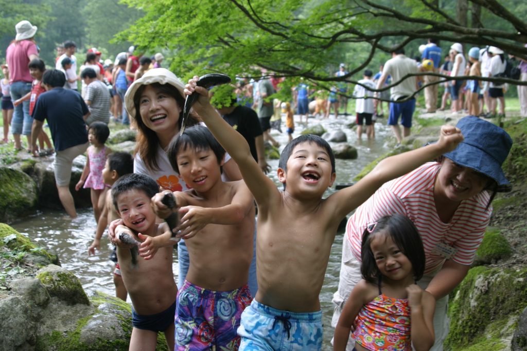 三次市 田舎体験型民宿『菜の花ばたけ』で夏休みの思い出作りリビング広島Web