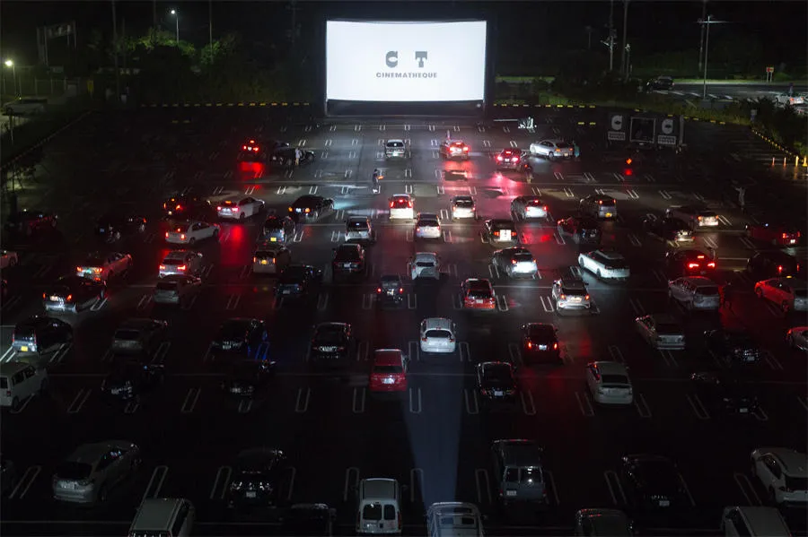 車に乗ったまま映画を楽しむ「ドライブインシアター」開催！イマタマ