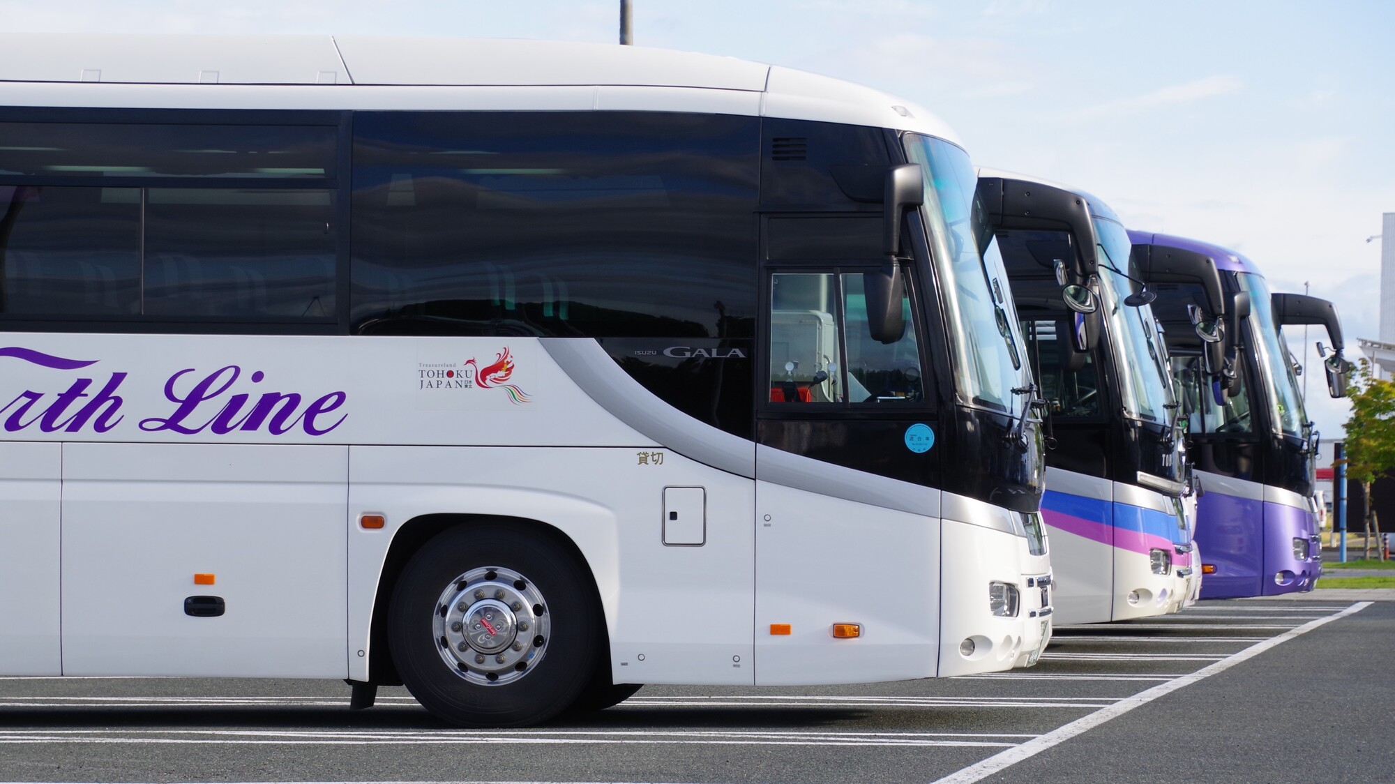 バスツアーといえばコレ、貸切大型バスに詳しくなろう！バス観光マガジン