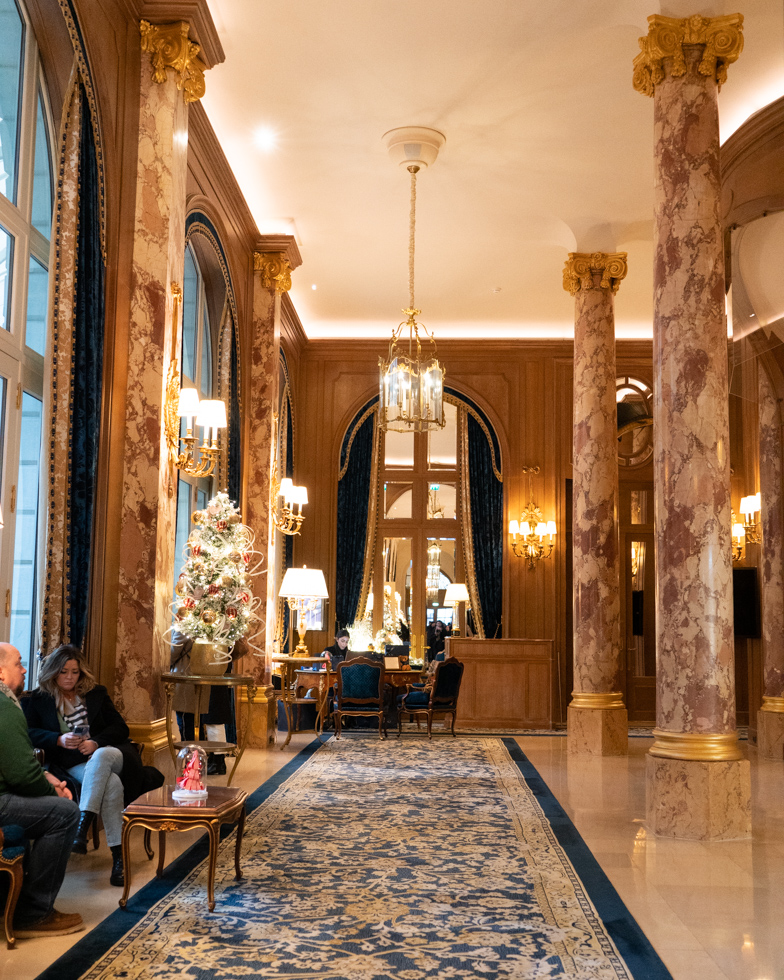 リッツ・パリのインペリアルクリスマスティータイム：祝祭の季節の真っただ中での特別なひととき - Sortiraparis.com