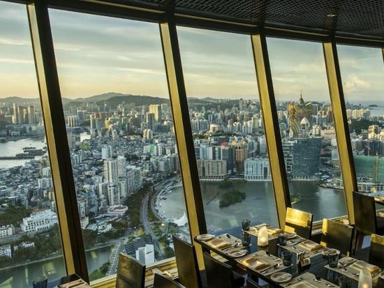 今も回ってます！レトロで楽しい、全国の展望回転レストラン5選 - トリップアドバイザ